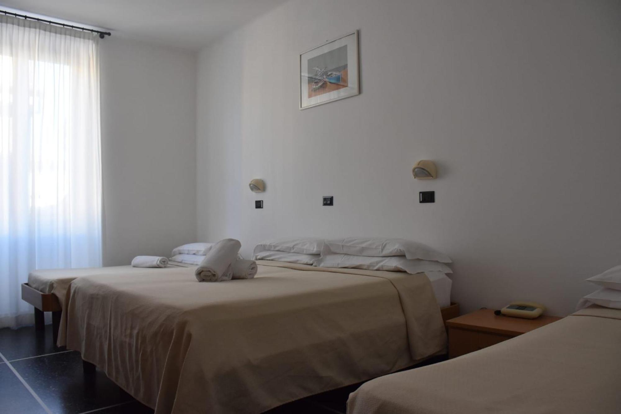 Hotel Le Palme Varazze Eksteriør billede