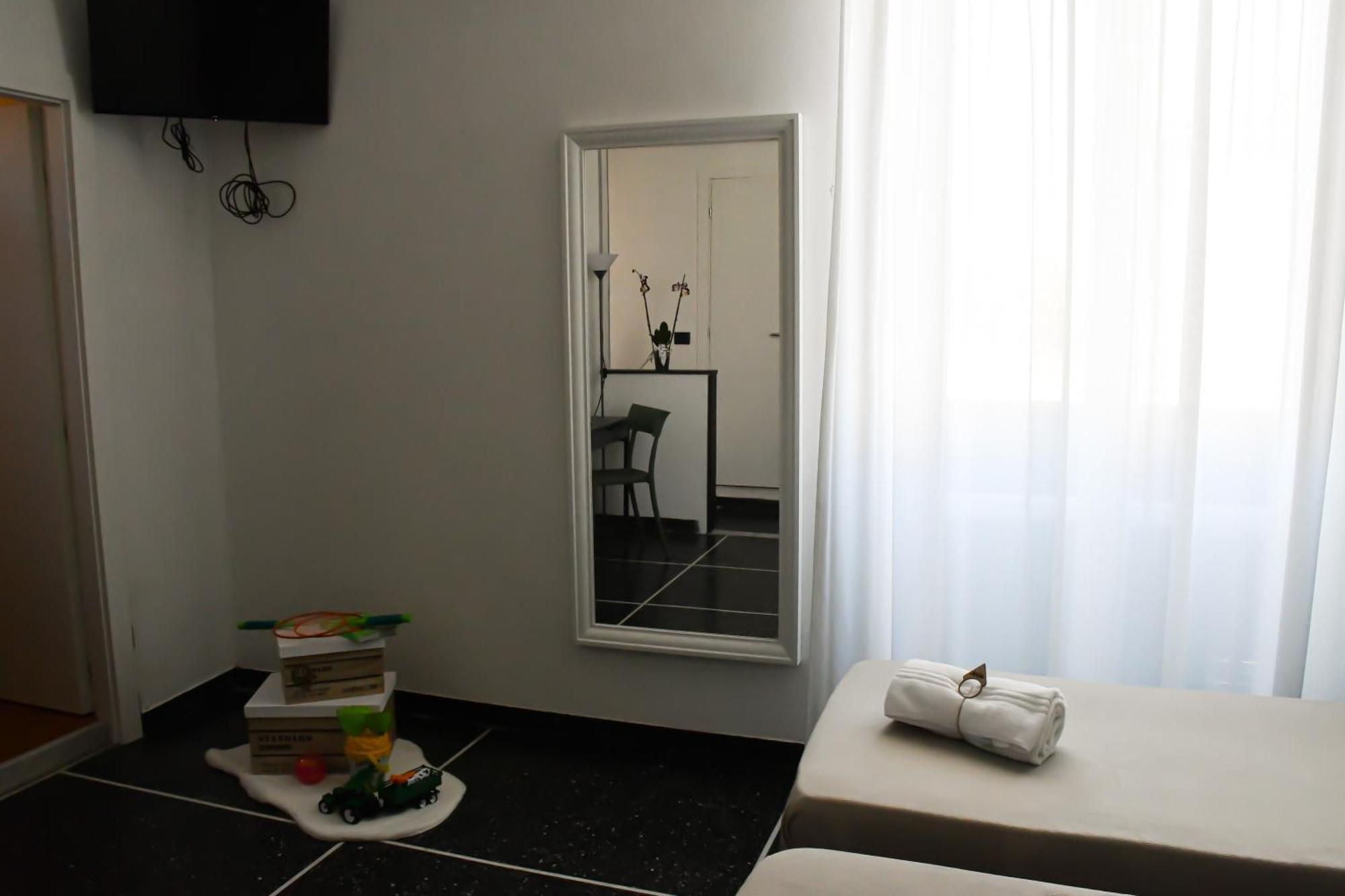 Hotel Le Palme Varazze Eksteriør billede