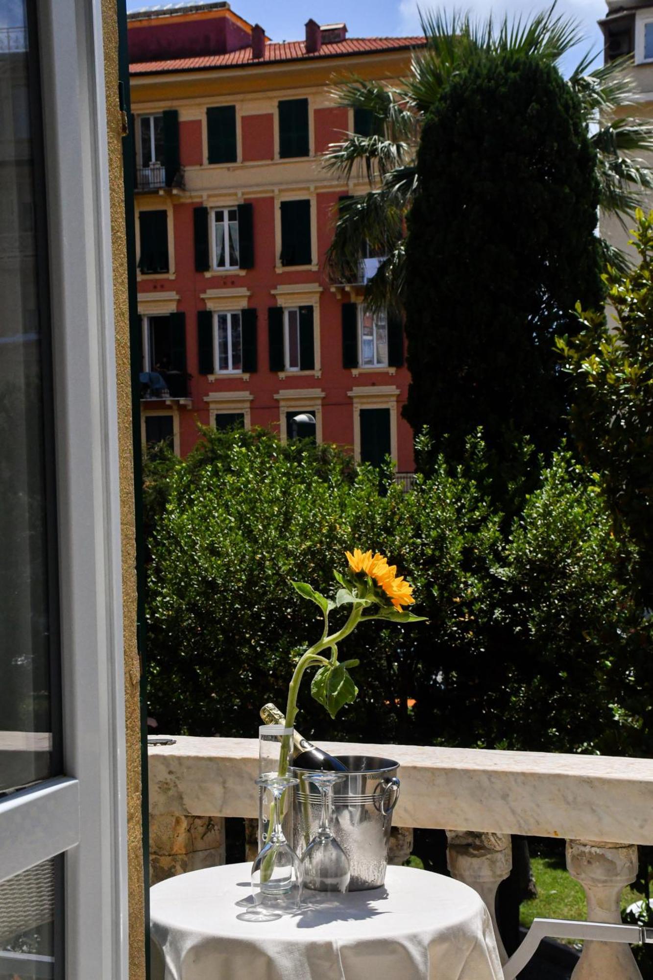 Hotel Le Palme Varazze Eksteriør billede